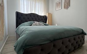 Poznań Airport Apartments Bara nowo Business